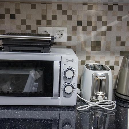 Couples Retreat, Fully Equipped Studio/ Loutraki Beach 아파트 외부 사진